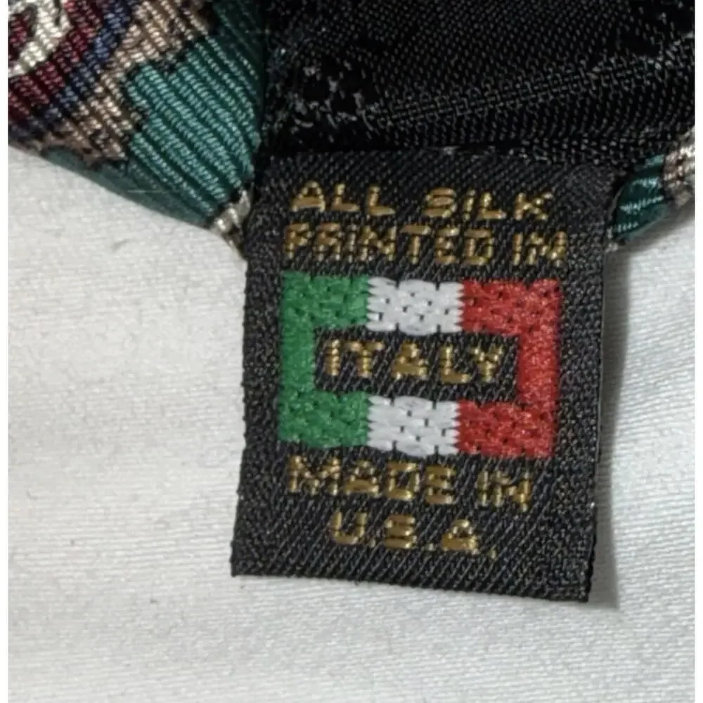 Hart Schaffner & Marx Paisley Silk Tie – Printed in Italy, Made in‎ USA